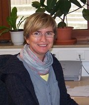 Unsere Sekretärin Frau Draisbach hilft Ihnen gerne weiter. (Foto: B. Weber) Unsere Sekretärin Frau Draisbach hilft Ihnen gerne weiter.